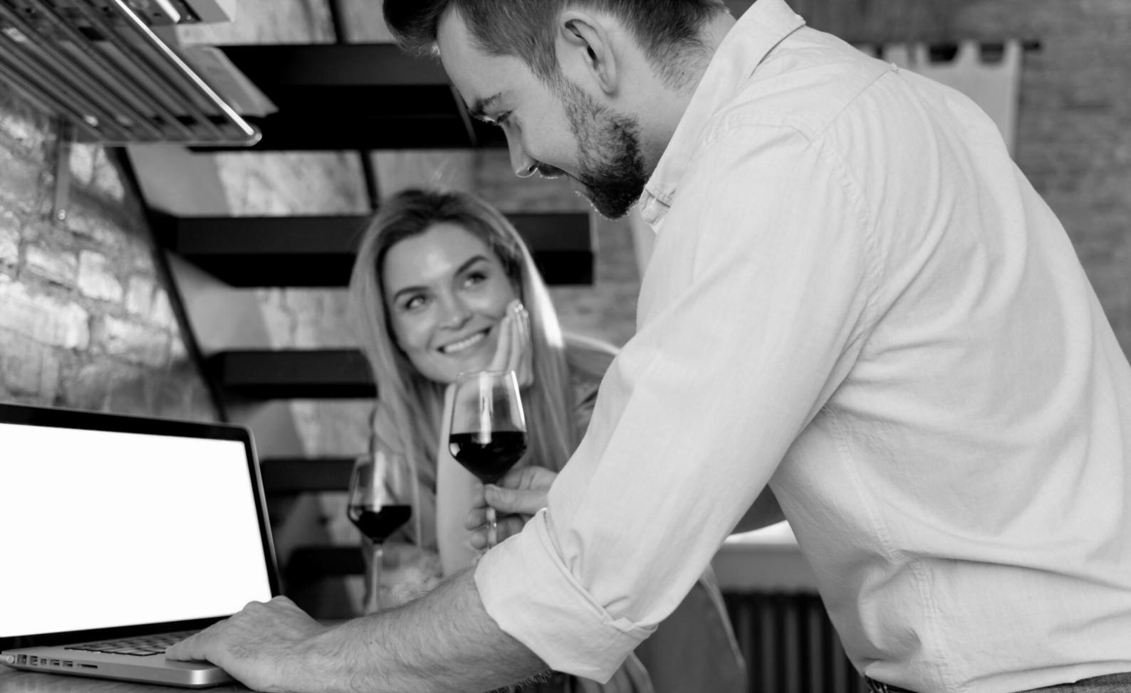 Consultation financière professionnelle avec un conseiller sovjaxgilnexjiq